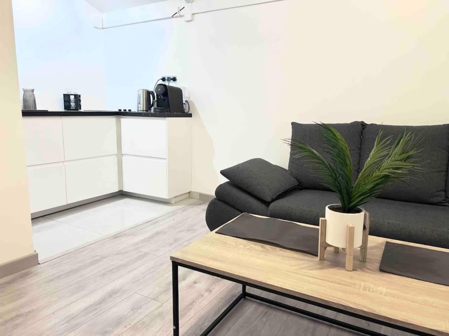 Appartement Chaleureux Proche Rer/ Cdg / Parc Expo Sevran Ngoại thất bức ảnh
